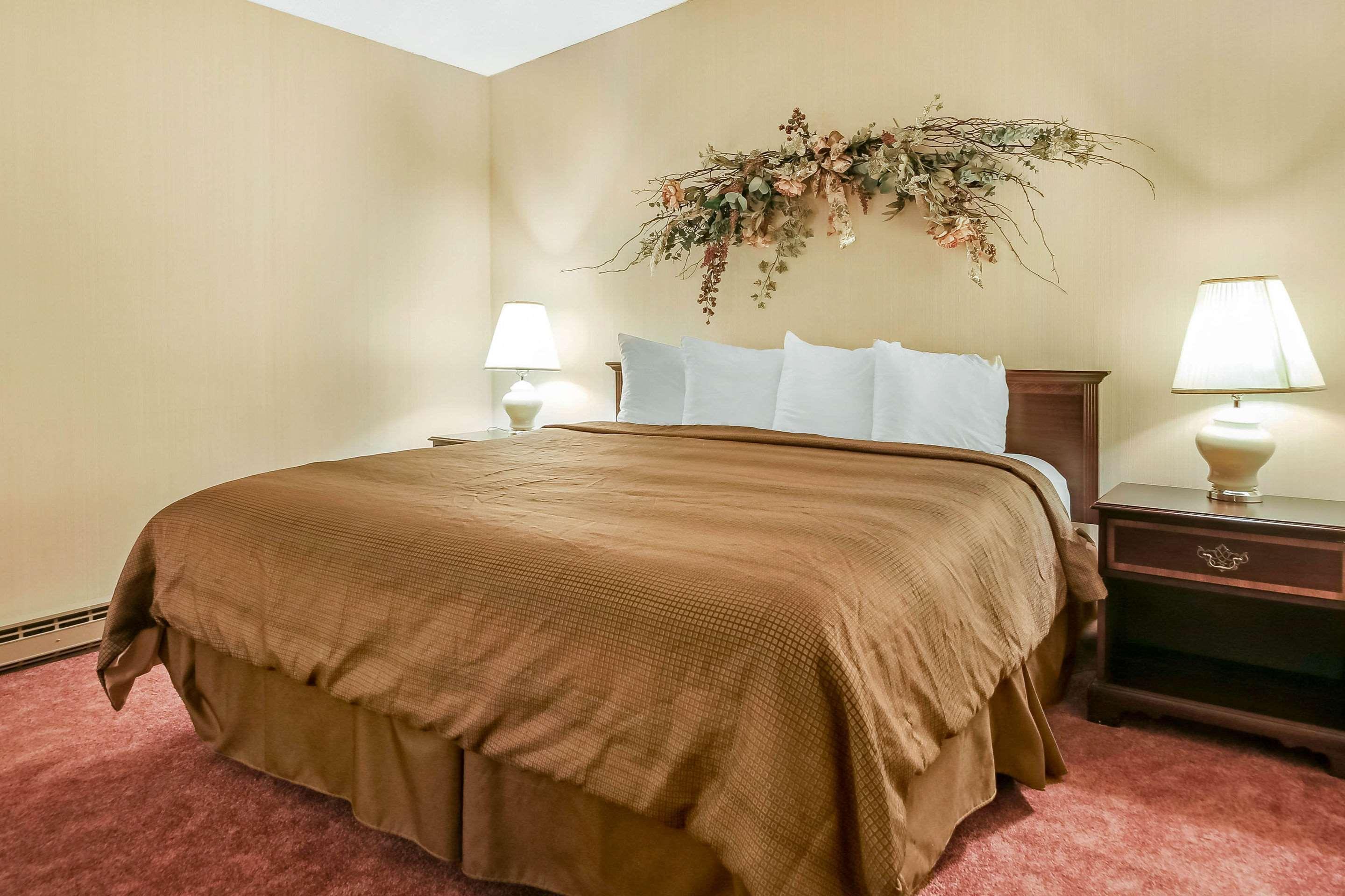 Comfort Inn & Suites Beaver Dam Esterno foto