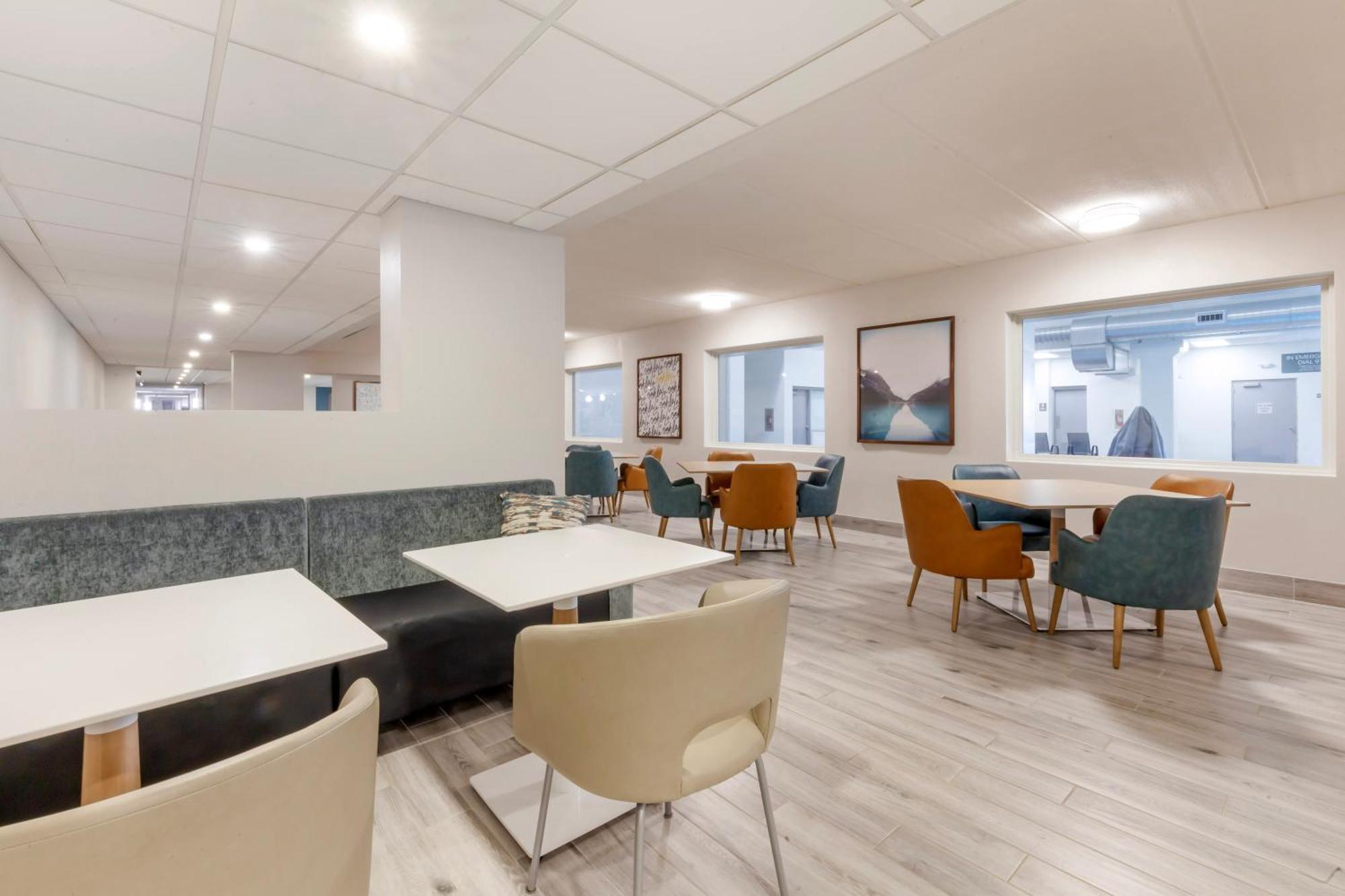 Comfort Inn & Suites Beaver Dam Esterno foto